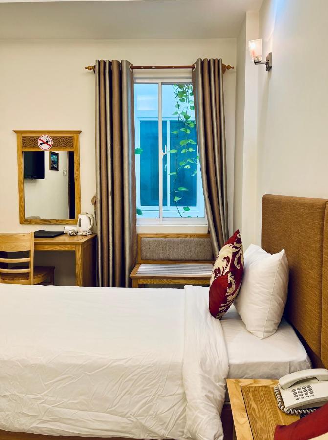 Sophia Sky Hotel На Транг Екстериор снимка