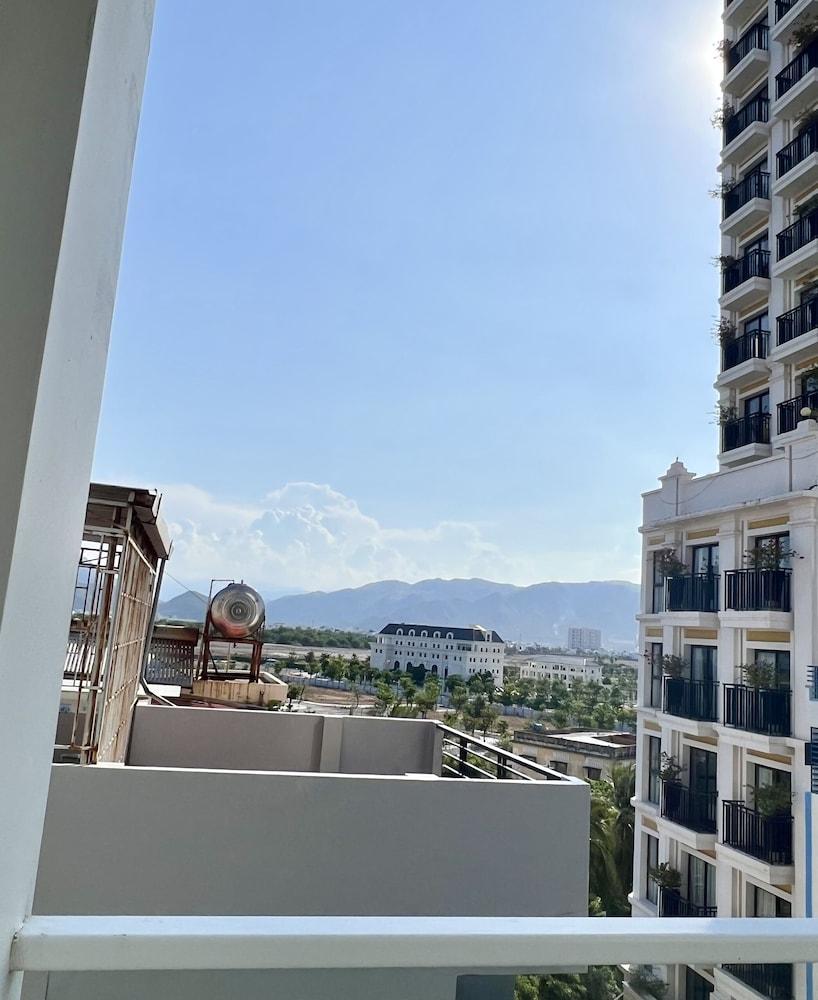 Sophia Sky Hotel На Транг Екстериор снимка