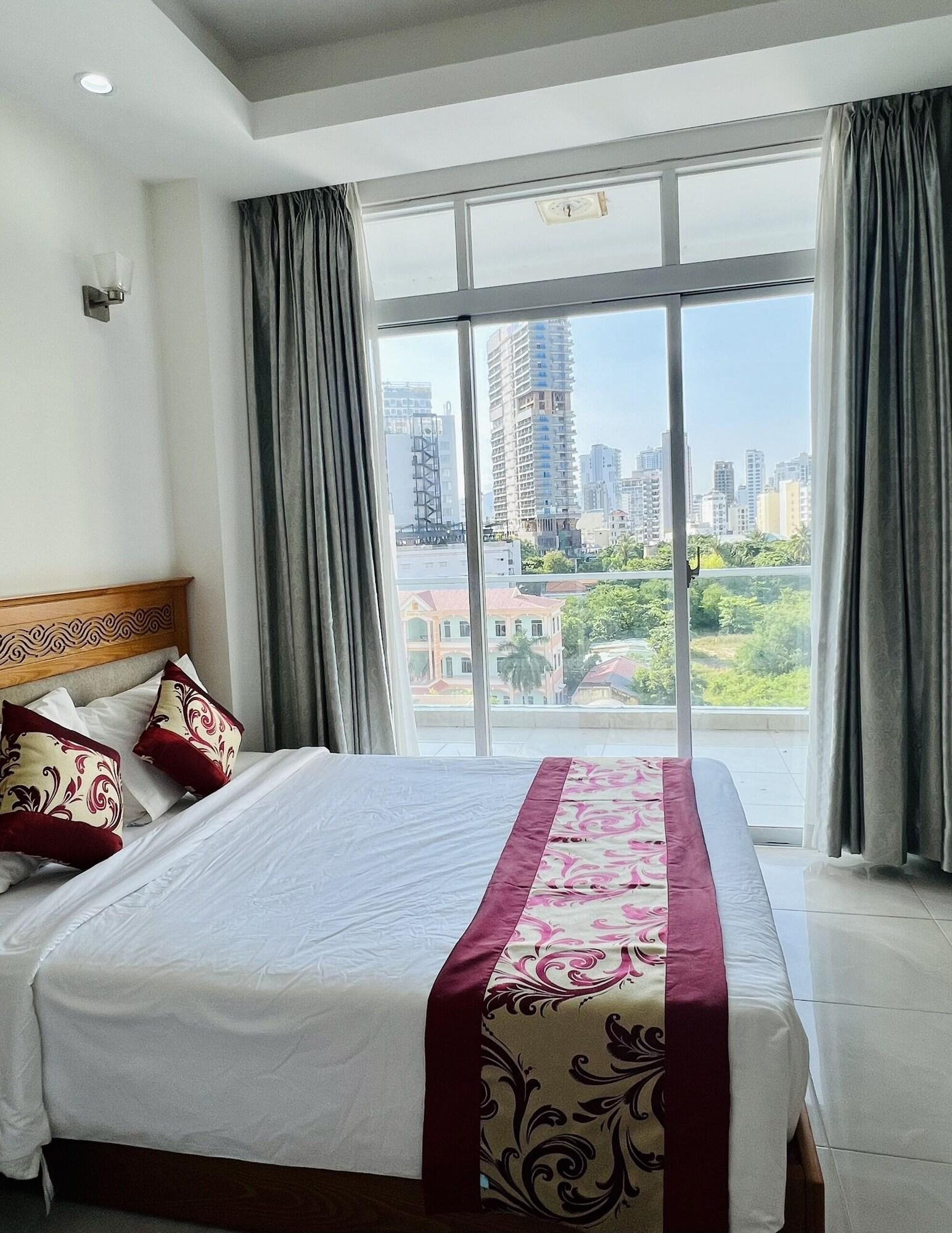 Sophia Sky Hotel На Транг Екстериор снимка
