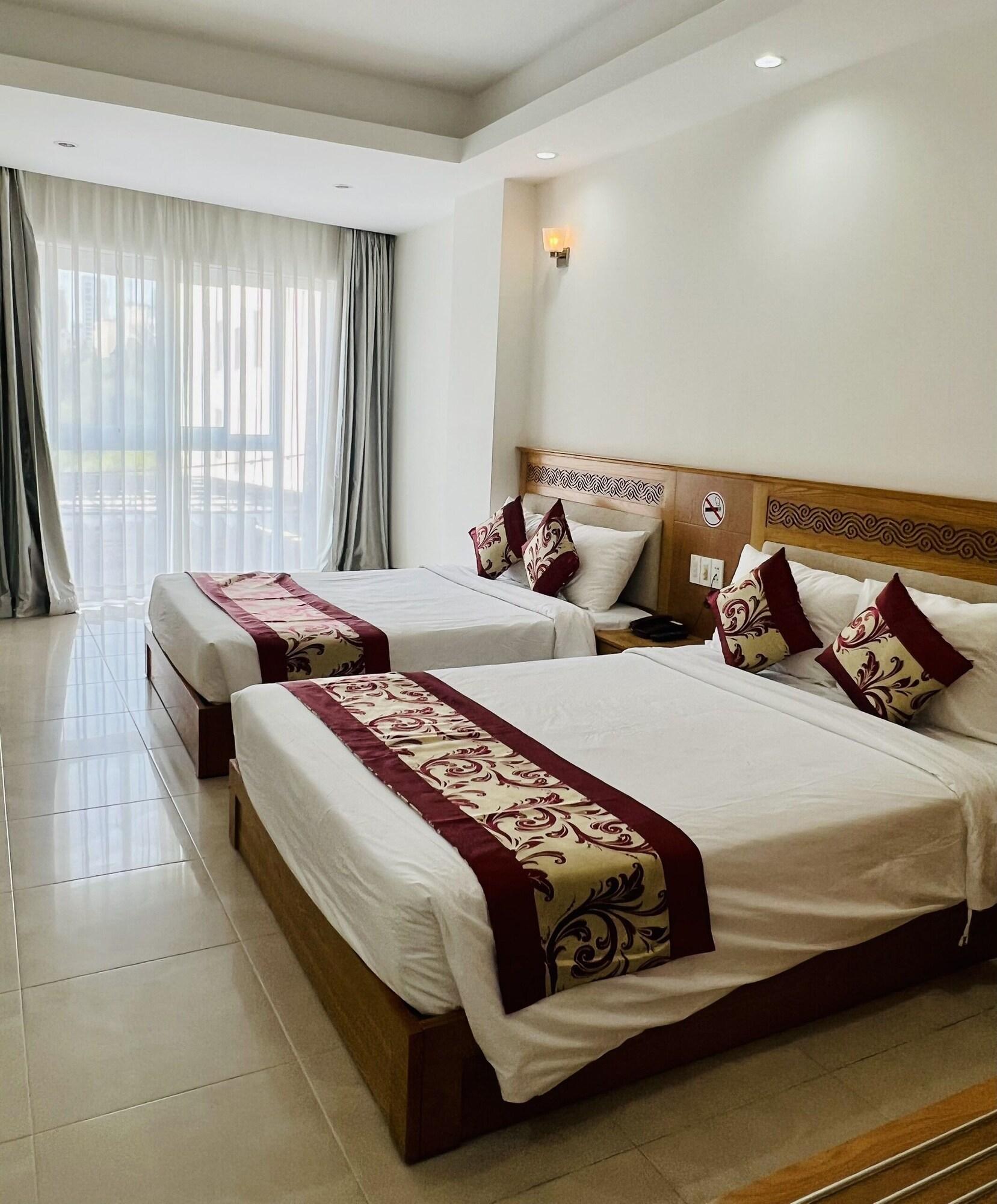 Sophia Sky Hotel На Транг Екстериор снимка